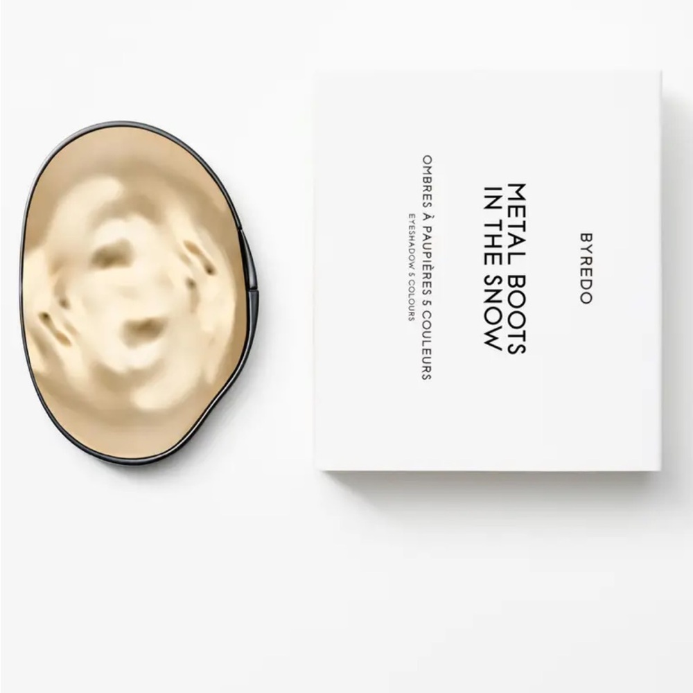 Byredo Metal Boots in the Snow Eyeshadow Palette - White and Black